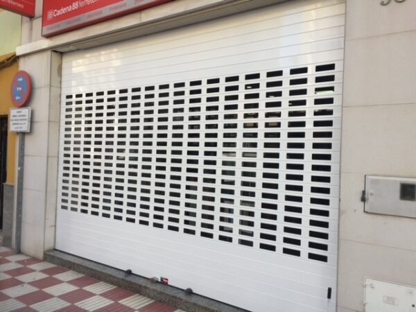 Cierre enrollable aluminio. Lama troquelada. - Imagen 7