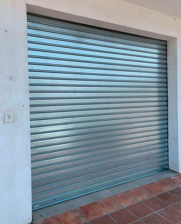 Cierre enrollable acero galvanizado. Lama ciega - Imagen 6
